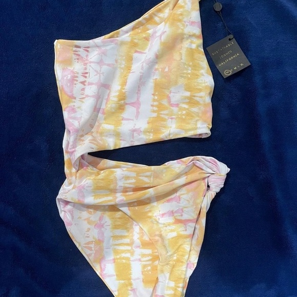 Skatie Nicole one piece swimsuit - Picture 3 of 4